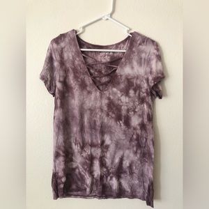 American Eagle Brick Red Tie Dye V-Neck T Shirt Size Medium